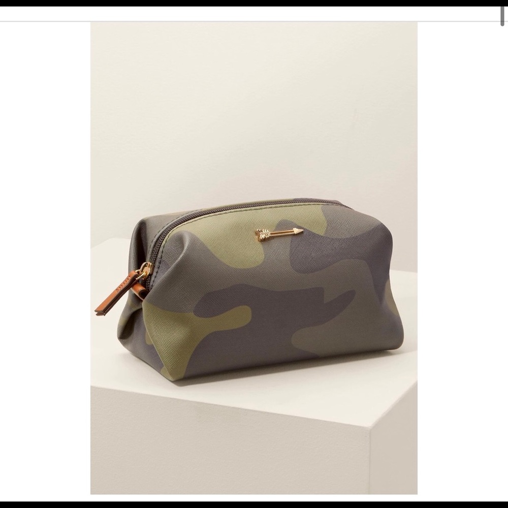 Stella & Dot Camo Pouf Bag